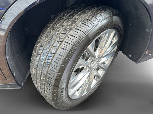 Used 2021 Cadillac XT6 Premium Luxury image 9