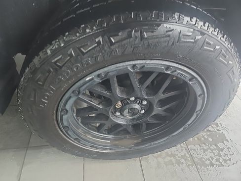 Used 2020 Chevrolet Colorado W/T image 8