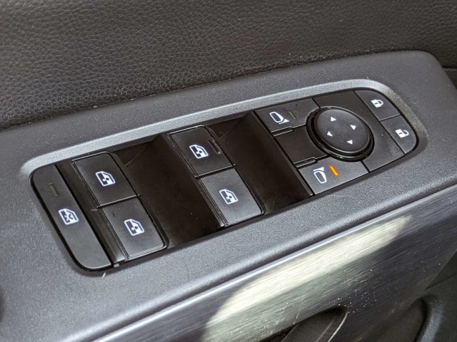 Used 2023 Nissan Pathfinder Rock Creek AWD/4WD image 23