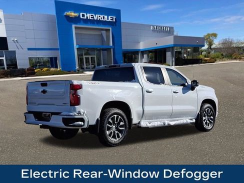 Used 2024 Chevrolet Silverado 1500 RST w/ Protection Package image 9