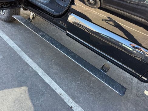 New 2026 Ford F350 Platinum w/ FX4 Off-Road Package image 43