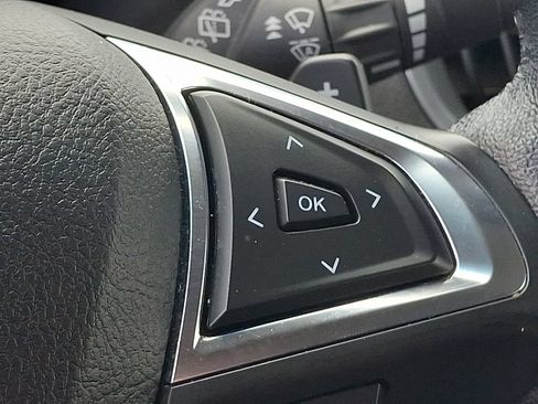 Used 2020 Ford Edge Titanium AWD/4WD image 22