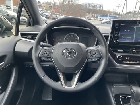 Used 2019 Toyota Corolla SE image 16