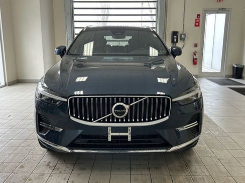Certified 2023 Volvo XC60 B5 Plus image 6