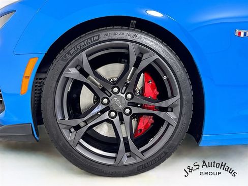 Used 2023 Chevrolet Camaro SS RWD image 36