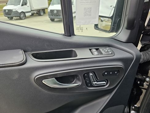 New 2025 Mercedes-Benz Sprinter 2500 image 13