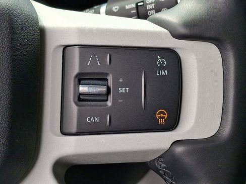 Used 2023 Land Rover Defender 110 S image 17