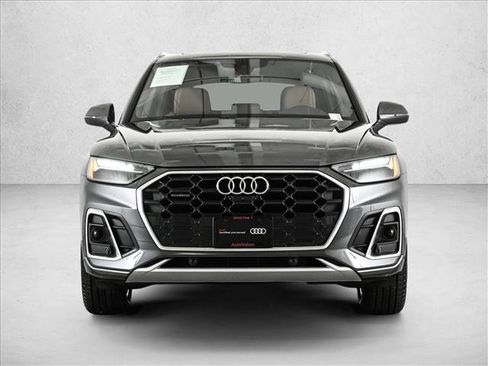 Certified 2024 Audi Q5 2.0T Premium Plus AWD/4WD image 2