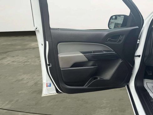 Used 2017 Chevrolet Colorado W/T w/ WT Convenience Package image 12