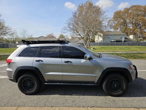 Used 2014 Jeep Grand Cherokee Limited w/ Luxury Group II image 7