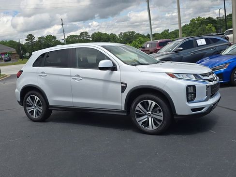 Used 2024 Mitsubishi Outlander Sport ES AWD/4WD image 1