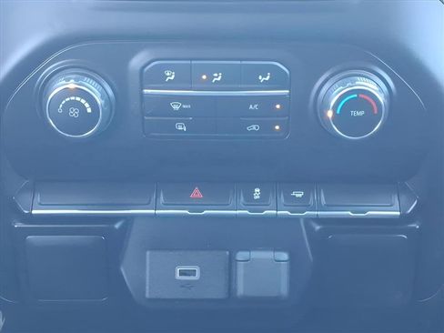 Used 2020 Chevrolet Silverado 1500 Custom w/ Infotainment Package image 21