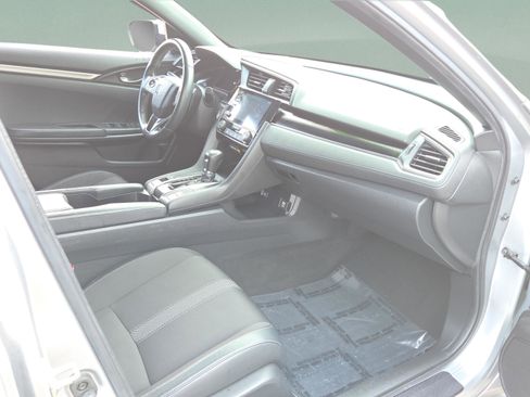 Used 2020 Honda Civic Sport image 15