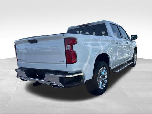 Used 2021 Chevrolet Silverado 1500 LTZ w/ Safety Package II AWD/4WD image 6