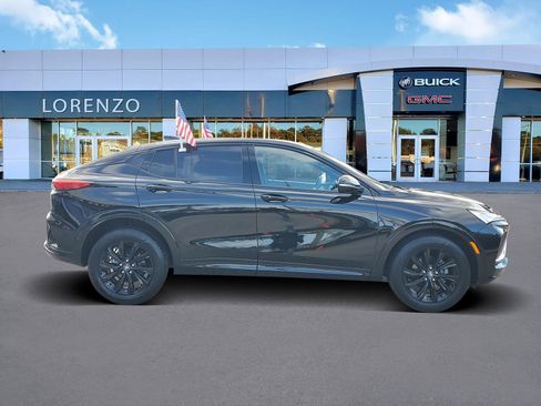 Used 2024 Buick Envista Sport Touring w/ Convenience I Package image 3