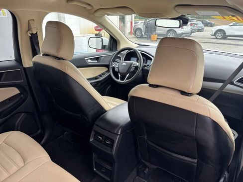Used 2021 Ford Edge SEL w/ Cargo Accessory Package AWD/4WD image 16
