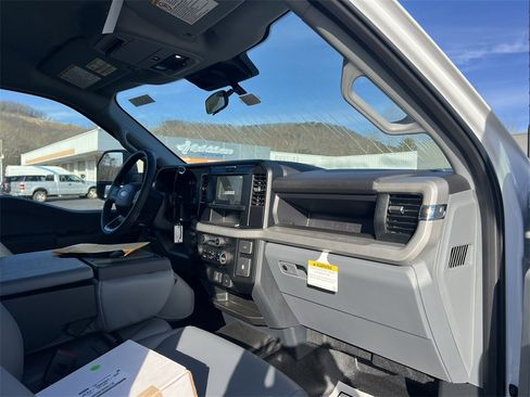 New 2026 Ford F350 XL w/ XL Chrome Package image 12