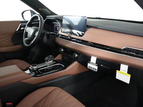 Used 2025 Mitsubishi Outlander SEL AWD/4WD image 34