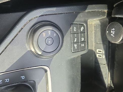 Used 2022 Ford Ranger Lariat w/ Equipment Group 501A High image 12