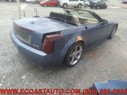 Used 2005 Cadillac XLR image 4