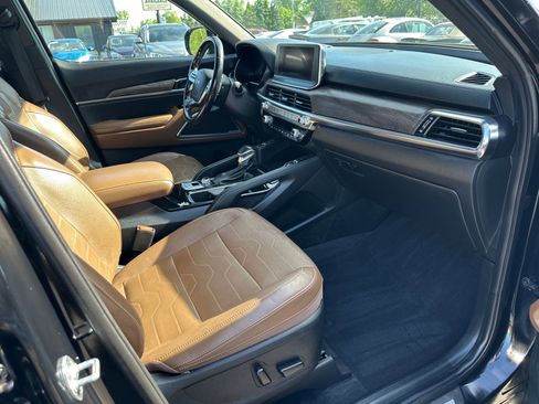 Used 2022 Kia Telluride SX w/ SX Prestige Package AWD/4WD image 19