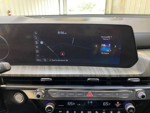 Used 2024 Kia Telluride SX w/ Towing Package image 45