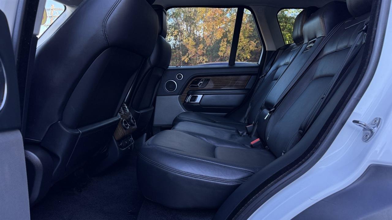 Used 2018 Land Rover Range Rover HSE AWD/4WD image 62