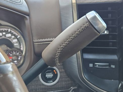 Used 2019 RAM 3500 Limited image 29