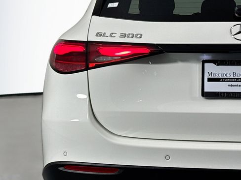 Certified 2025 Mercedes-Benz GLC 300 image 15