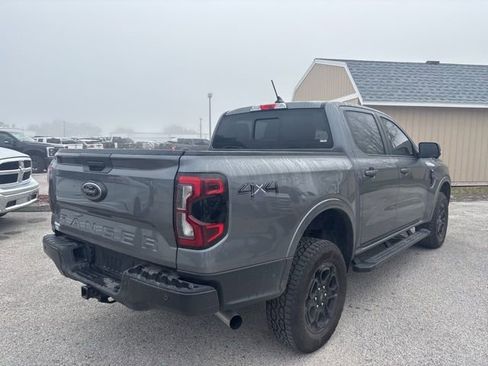 Used 2025 Ford Ranger Lariat w/ Black Appearance Package image 5