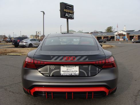Used 2023 Audi RS e-tron GT Base image 5