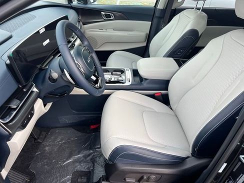 New 2026 Kia Carnival SX Prestige FWD image 13