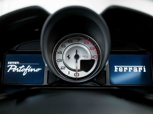 Used 2020 Ferrari Portofino RWD image 84