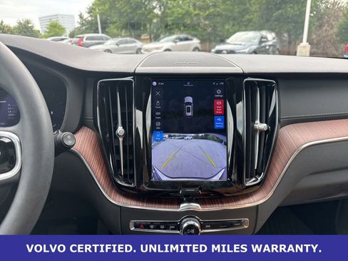Used 2023 Volvo XC60 B5 Ultimate w/ Climate Package FWD image 27