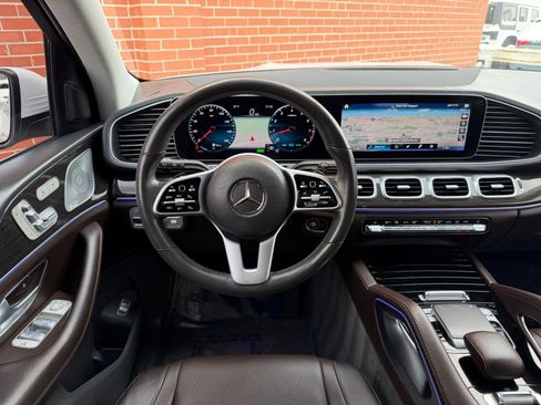 Used 2020 Mercedes-Benz GLS 450 4MATIC image 10
