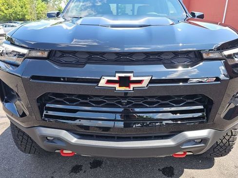 New 2026 Chevrolet Colorado ZR2 w/ Technology Package AWD/4WD image 34