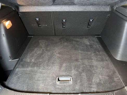 Used 2025 Chevrolet Trax LT w/ LT Convenience Package image 22