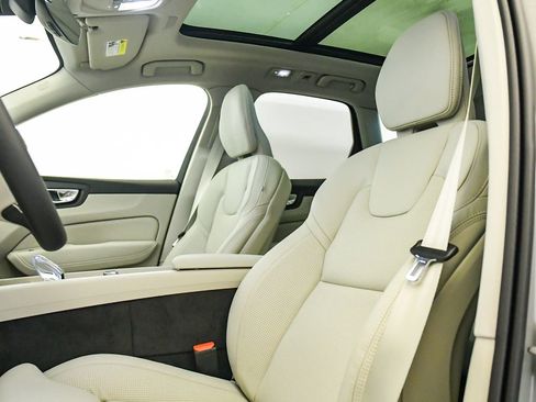 New 2026 Volvo XC60 T8 Ultra w/ Protection Package Premier AWD/4WD image 18