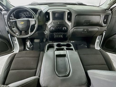 Used 2024 Chevrolet Silverado 2500 Custom RWD image 15