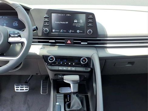 New 2026 Hyundai Elantra Sport FWD image 11