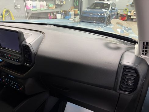 Used 2023 Ford Bronco Sport Outer Banks image 32