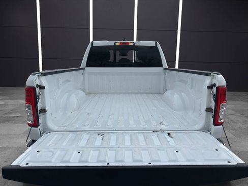 Used 2019 RAM 1500 Big Horn AWD/4WD image 10