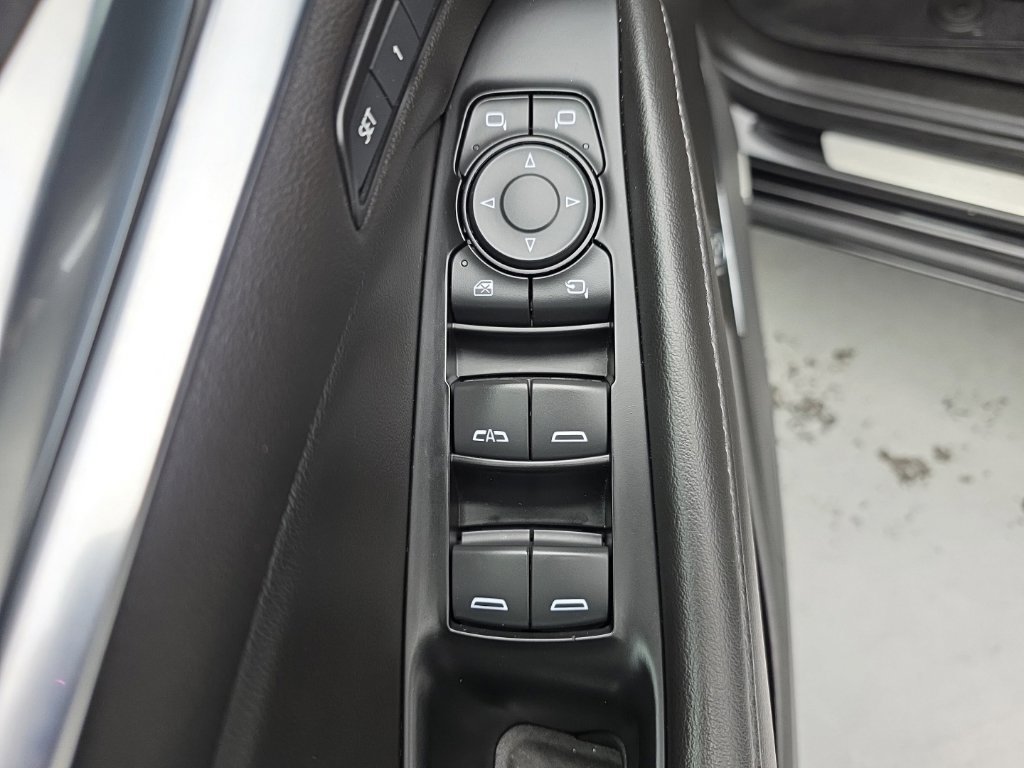 Used 2024 Buick Enclave Avenir w/ Avenir Technology Package AWD/4WD image 21