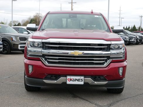 Used 2018 Chevrolet Silverado 1500 High Country AWD/4WD image 2