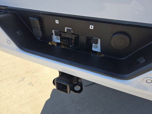 Used 2023 GMC Sierra 2500 AT4 w/ AT4 Premium Plus Package image 37