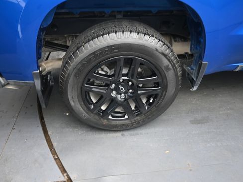 Used 2023 Chevrolet Silverado 1500 Custom image 11