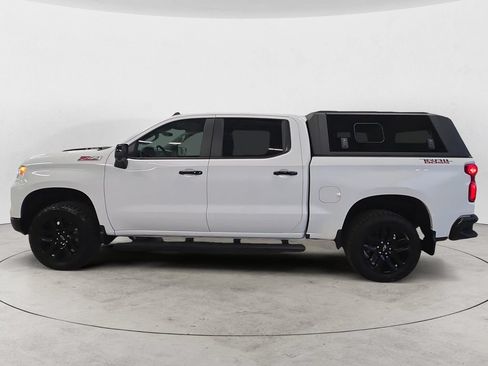 Used 2025 Chevrolet Silverado 1500 LT Trail Boss w/ LT Trail Boss Premium Package AWD/4WD image 12