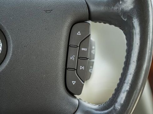 Used 2007 Cadillac DTS Luxury I w/ Trunk Convenience Package FWD image 26