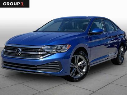 Used 2024 Volkswagen Jetta SE