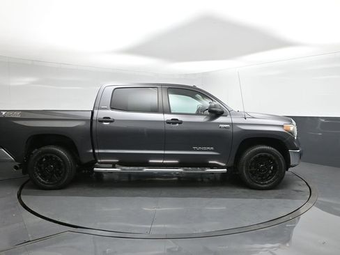 Used 2018 Toyota Tundra SR5 image 26
